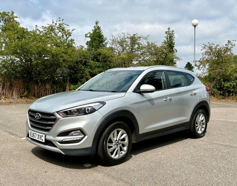 Hyundai Tucson 1.7 Crdi Blue Drive Se Nav Euro 6 Ss Silver #4