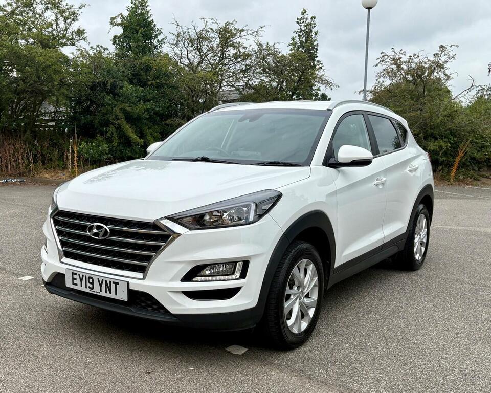 Hyundai Tucson 1.6 Gdi Se Nav Euro 6 Ss White #4