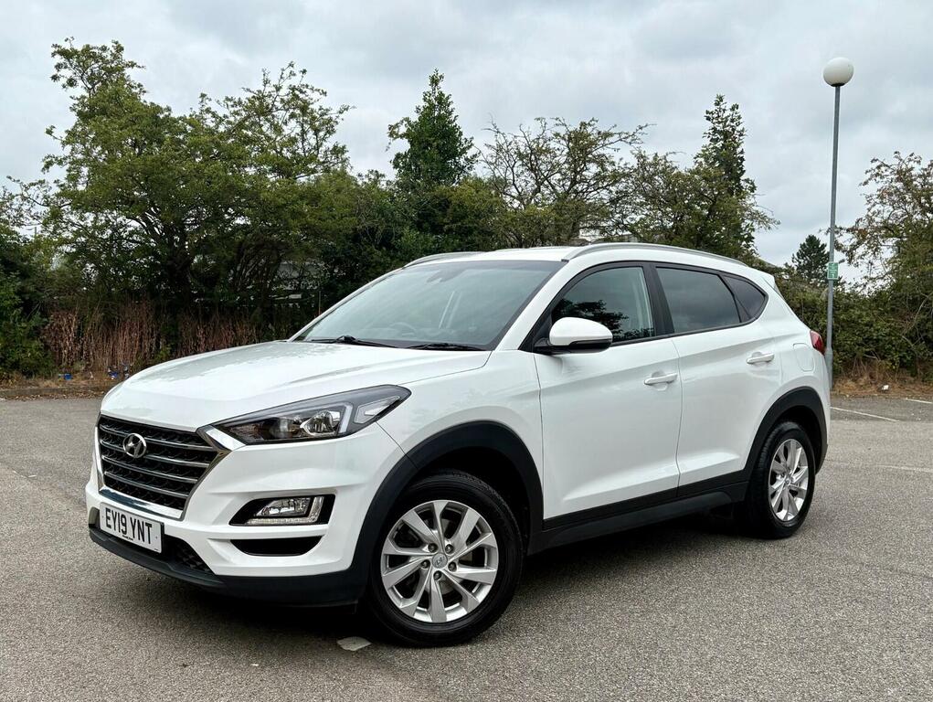 Hyundai Tucson 1.6 Gdi Se Nav Euro 6 Ss White #2