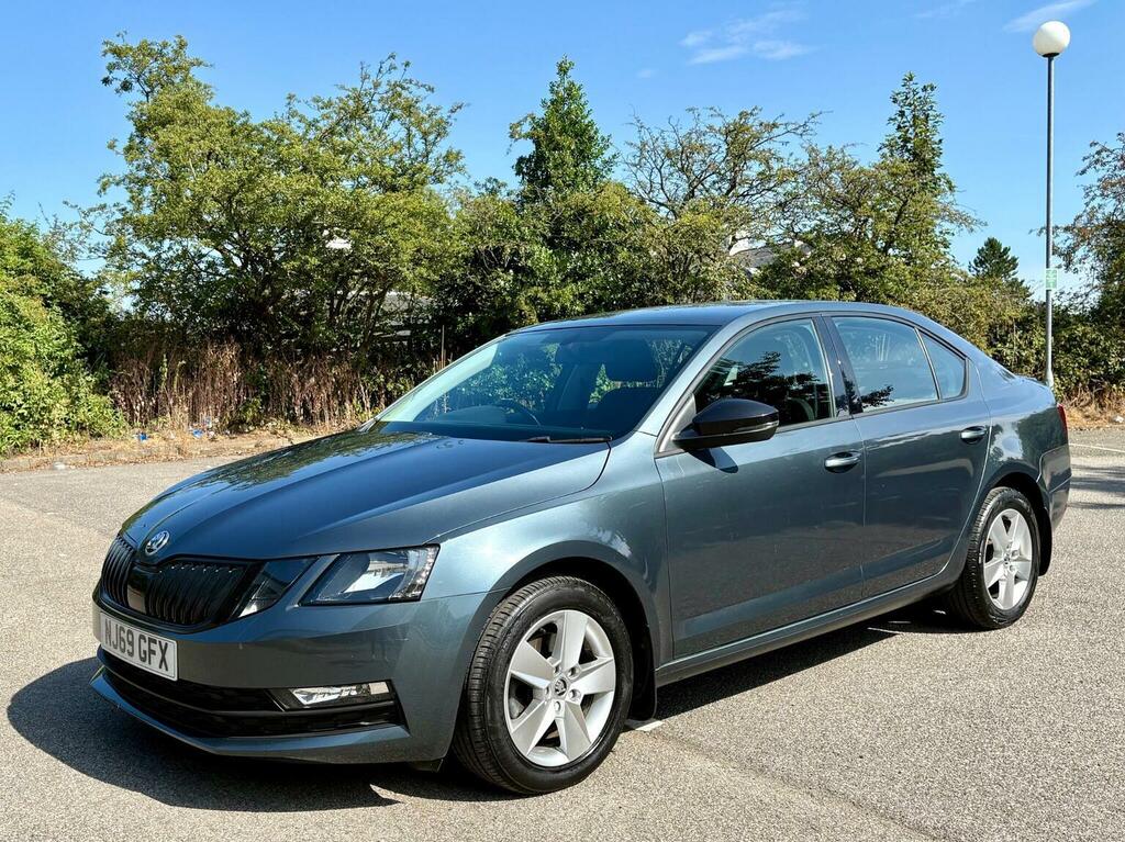 Skoda Octavia 1.5 Tsi Act Se Euro 6 Ss Grey #3