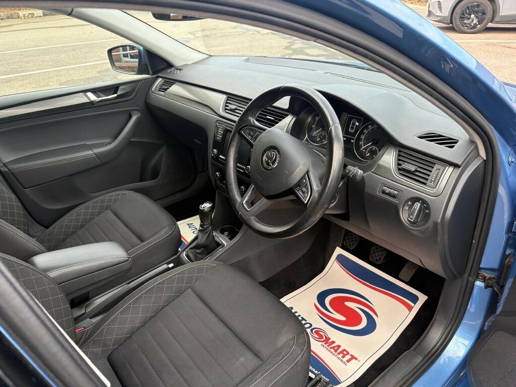 Skoda Rapid Skoda Hatchback 1.0 Tsi 110 Se Tech Blue #25