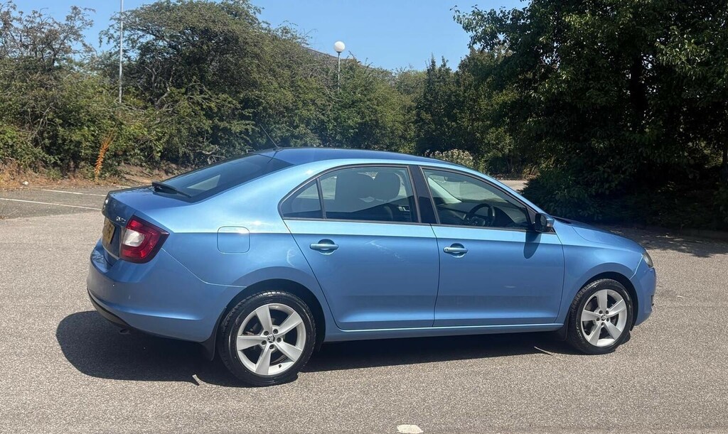 Skoda Rapid Skoda Hatchback 1.0 Tsi 110 Se Tech Blue #13
