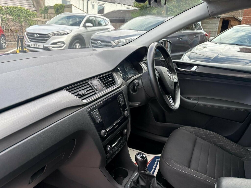 Skoda Rapid Skoda Hatchback 1.0 Tsi 110 Se Tech Blue #34