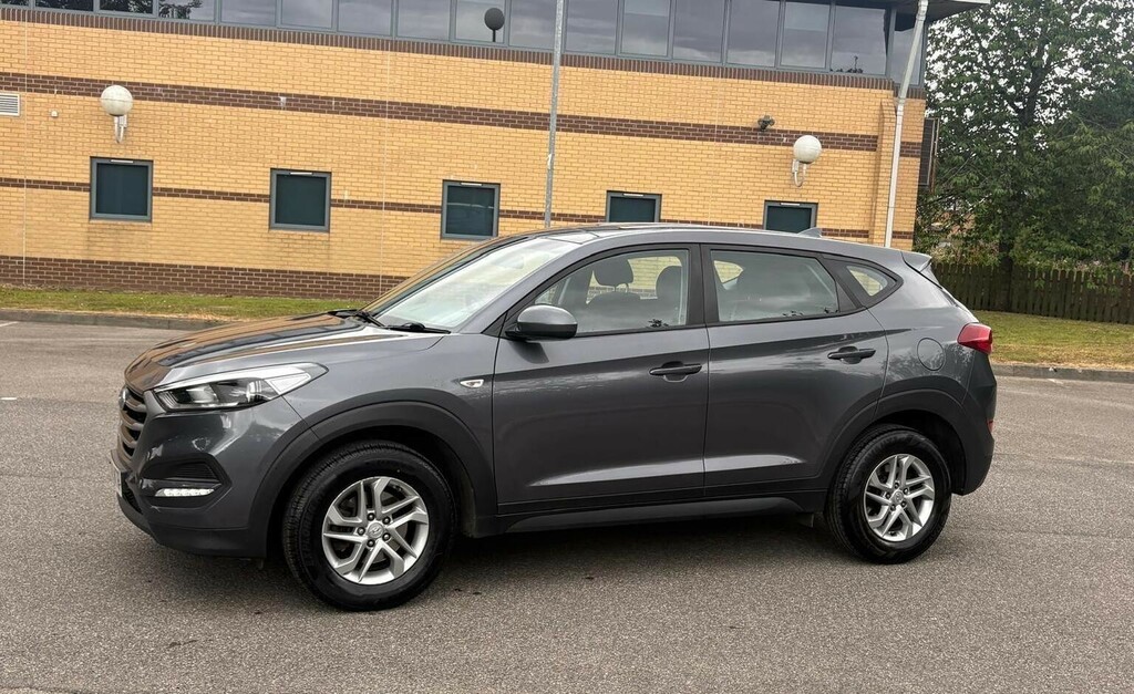 Hyundai Tucson Suv 1.7 Crdi Blue Drive S Euro 6 Ss 20186 Grey #4