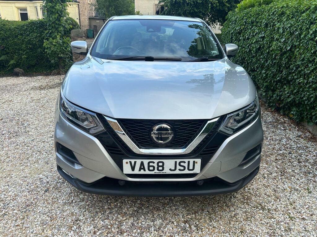 Nissan Qashqai 1.3 Dig-t Acenta Premium Euro 6 S S Silver #4