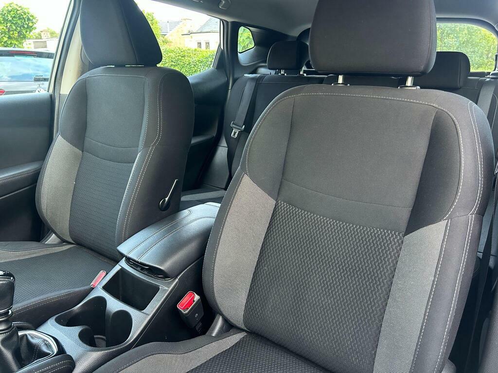 Nissan Qashqai 1.5 Dci 115 N-motion - Suv 5 Seats White #11