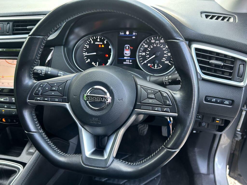 Nissan Qashqai 1.5 Dci 115 N-motion - Suv 5 Seats White #9