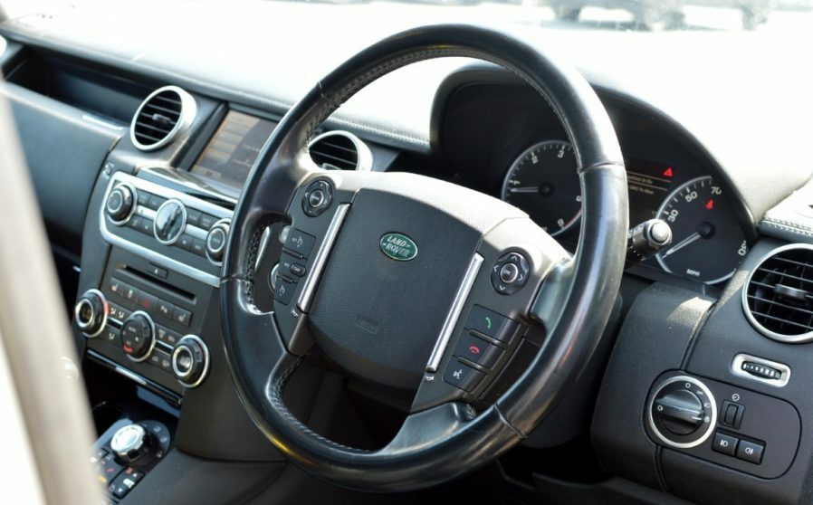 Land Rover Discovery 4 4 3.0 Sd V6 Hse Command Shift Black #12