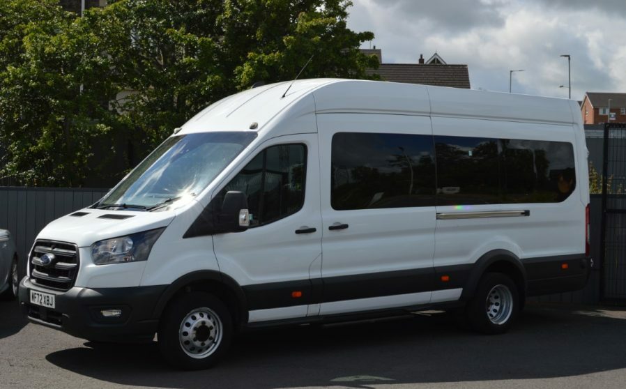 Ford Transit Custom 2.0 460 Ecoblue Leader 17 Seat Drw MF72XBJ #2
