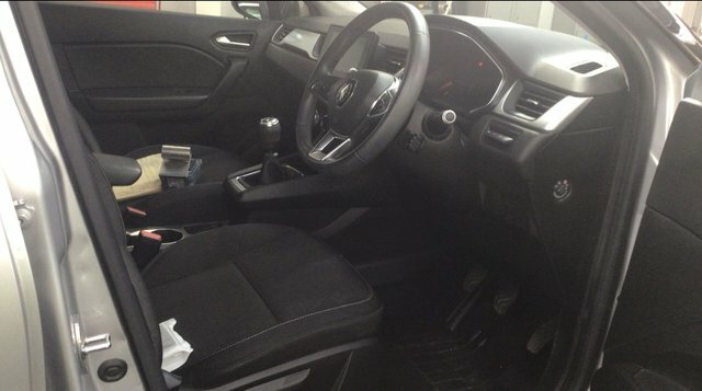 Renault Captur 1.3 Tce Iconic Suv Euro 6 Ss  #9