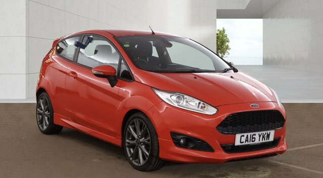 Ford Fiesta 1.0T Ecoboost St-line Hatchback Red