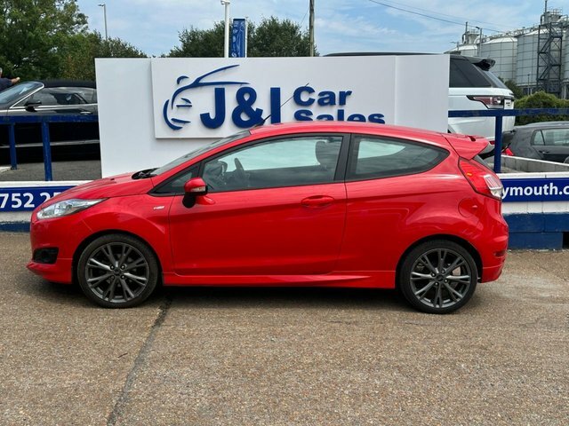Ford Fiesta 1.0T Ecoboost St-line Hatchback CA16YKW Red #3