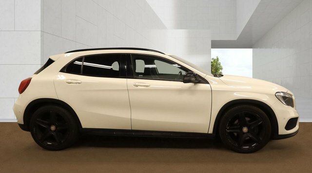 Mercedes-Benz GLA Class 2.1 Gla220 Cdi Amg Line Suv 7G-dct 4Mat White #3