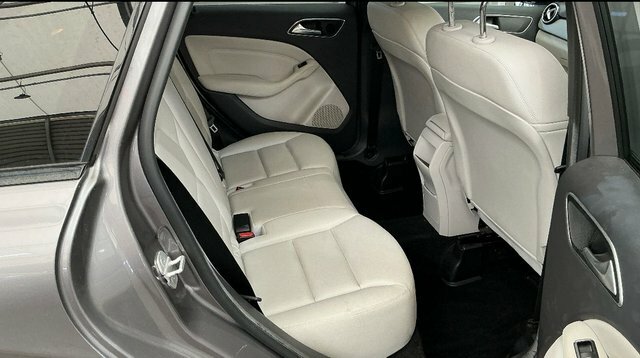 Mercedes-Benz B Class 2L Amg Line Purple #7