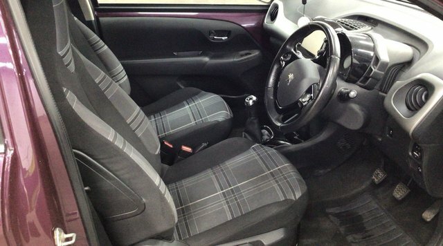 Peugeot 108 1.2 Puretech Allure Hatchback Eu Purple #6