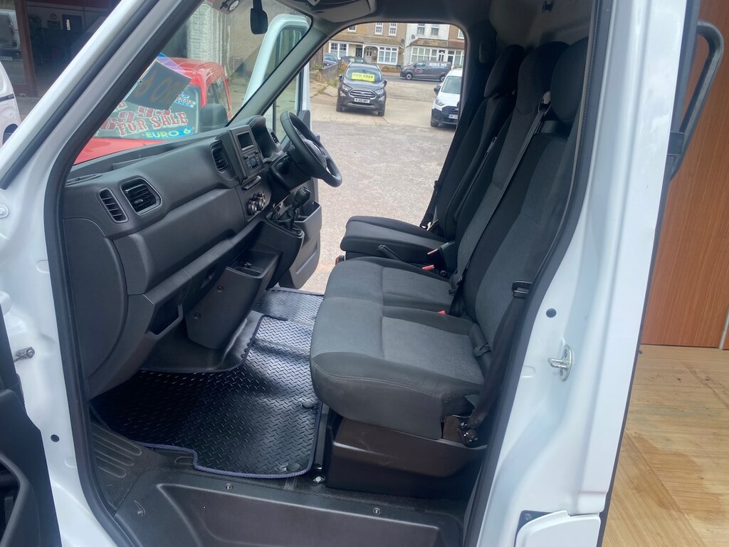 Renault Master Master 2.3 Dci 35 Business Fwd Lwb High Roof Euro White #15