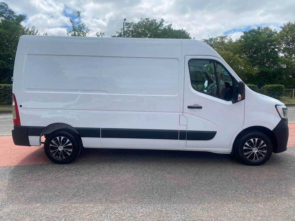 Renault Master Mm35dci 135 Business Medium Roof Van White #5