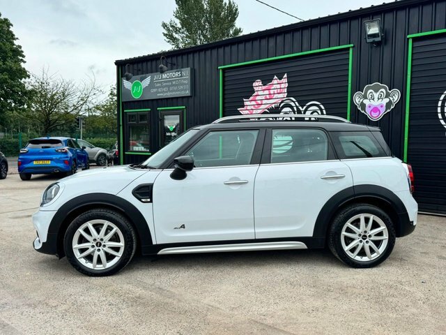 Mini Countryman Cooper Sport Suv White #2