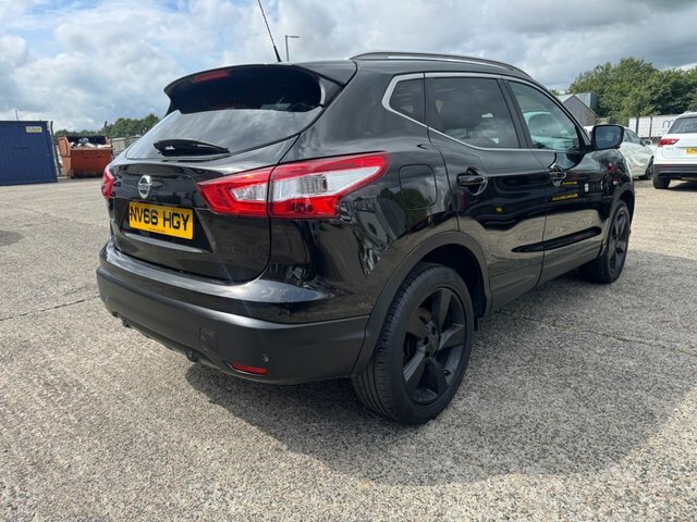 Nissan Qashqai 1.5 Dci N-tec Suv 2Wd Euro 6 S NV66HGY Black #6