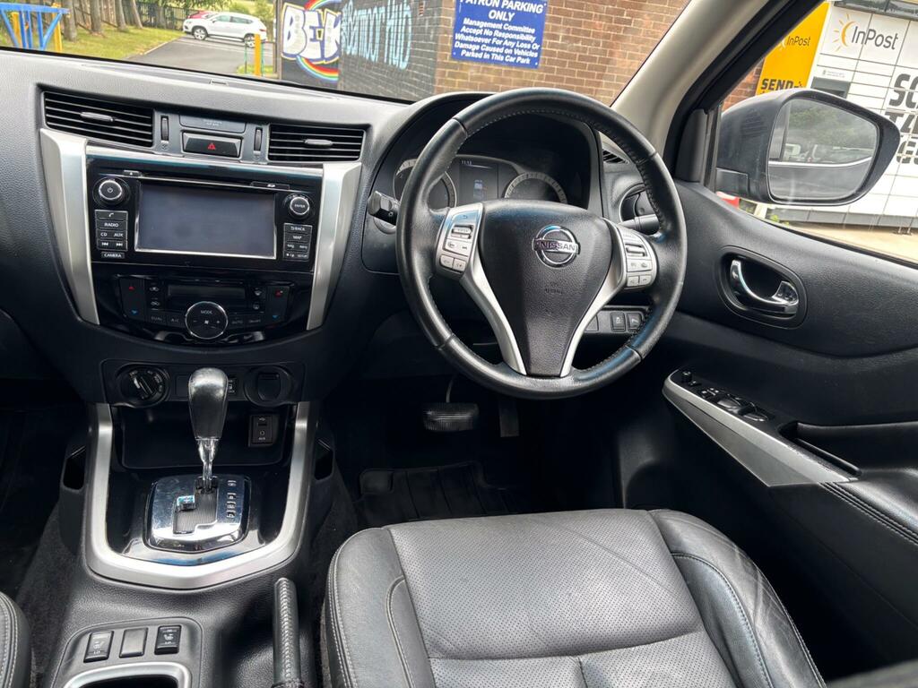Nissan Navara Double Cab Pick Up Tekna 2.3Dci 190 4Wd White #10