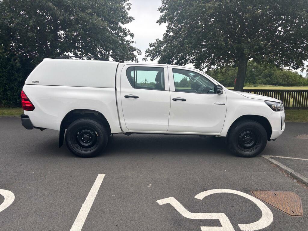 Toyota HILUX 2.4 D Invincible Pickup Double Cab M Blue #8