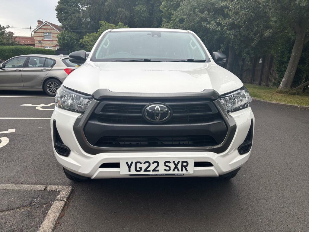Toyota HILUX 2.4 D-4d Active Extra Cab Pickup 4Wd Euro 6 Ss White #2