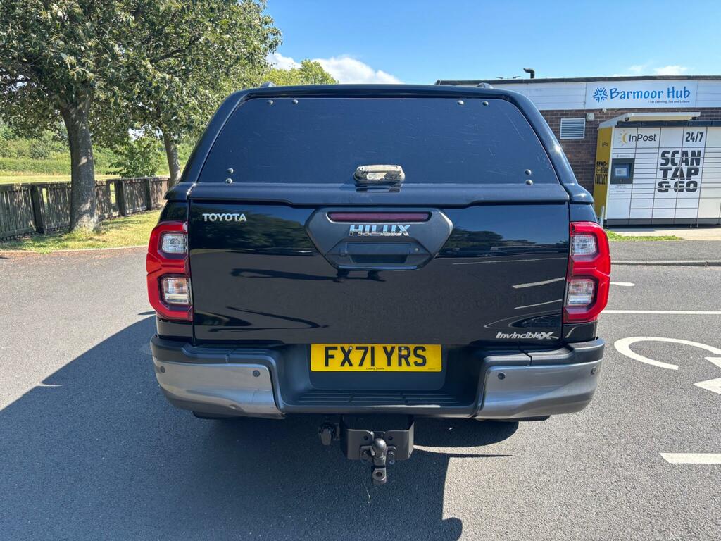 Toyota HILUX 2.8 D-4d Invincible X 4Wd Euro 6 Ss Black #6