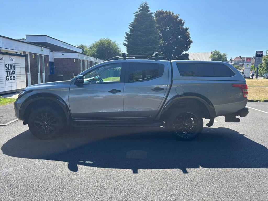 Mitsubishi L200 2.4 Di-d Dc Barbarian Black 4Wd Euro 6 Roll T YR69BKJ Grey #4