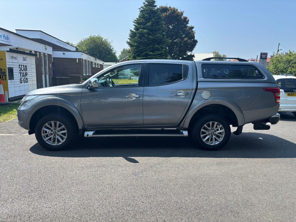 Mitsubishi L200 2.4 Di-d Dc Barbarian 4Wd Euro 6 Grey #4