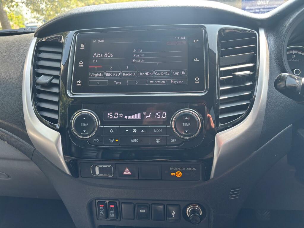 Mitsubishi L200  Grey #11