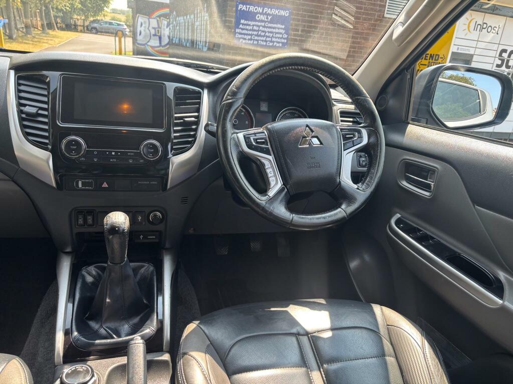 Mitsubishi L200  Grey #10