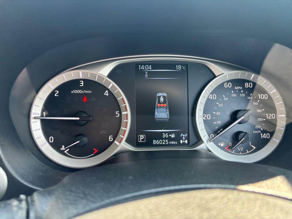 Nissan Navara Automatic Grey #17