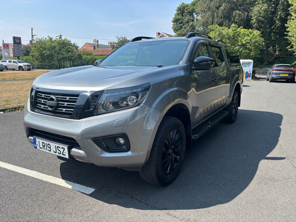 Nissan Navara Automatic Grey #3