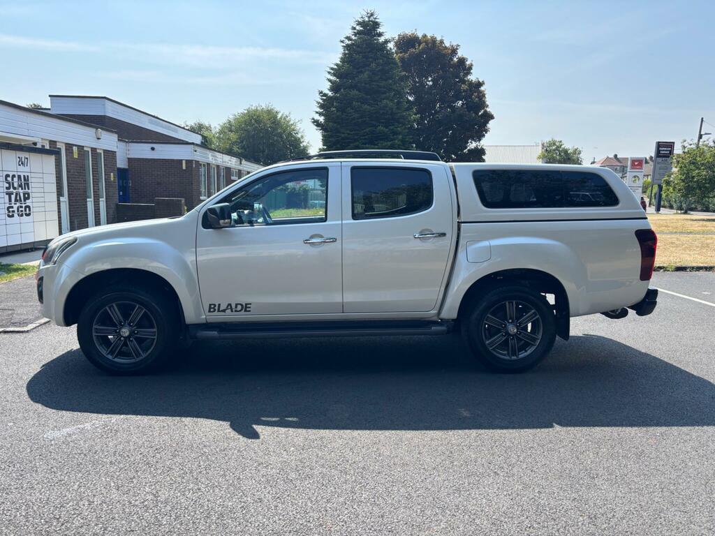 Isuzu D-Max 1.9 Td Blade 4Wd Euro 6 White #4