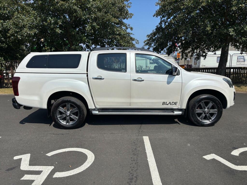 Isuzu D-Max 1.9 Td Utility Pickup Extended Cab Manu White #8
