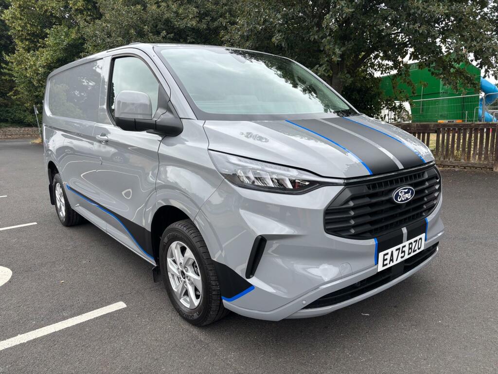 Ford Transit Custom 320 65Kwh Limited L1 H1 Silver #1