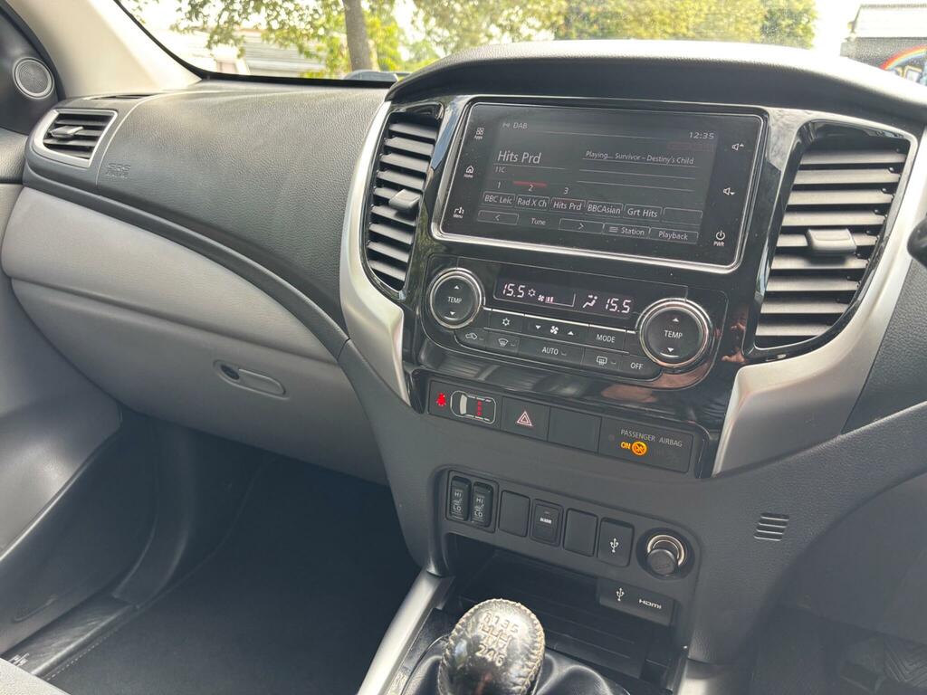 Mitsubishi L200 2.4L Dc Barbarian Grey #11