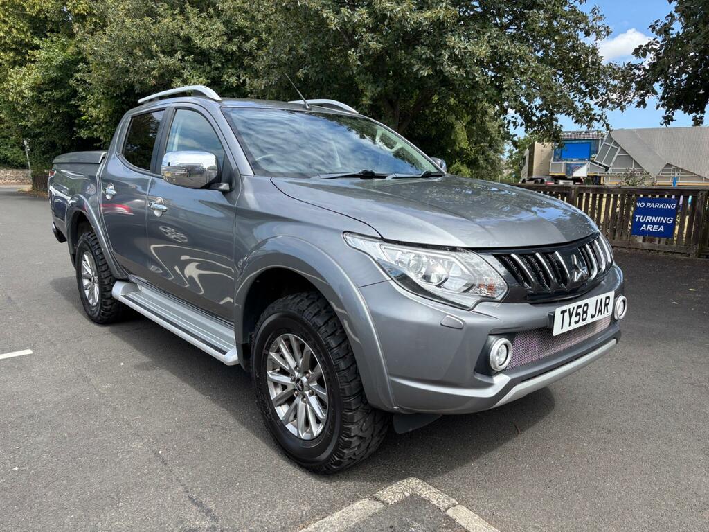 Mitsubishi L200 2.4 Di-d Dc Barbarian 4Wd Euro 6 Grey