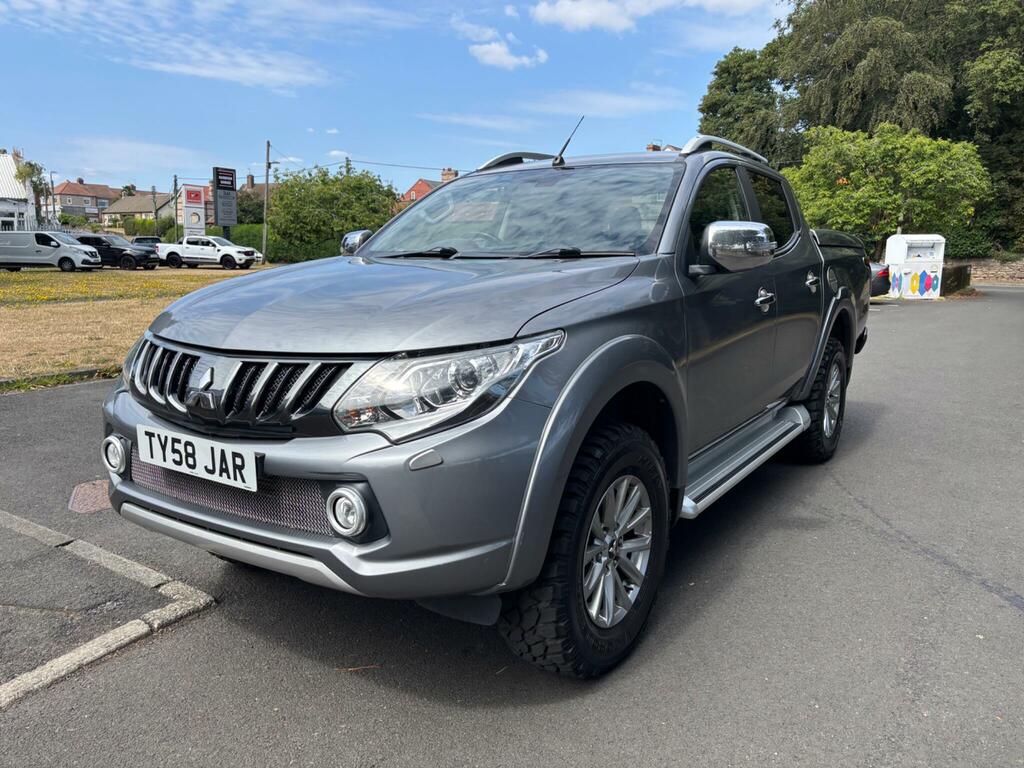 Mitsubishi L200 2.4 Di-d Dc Barbarian 4Wd Euro 6 Grey #3