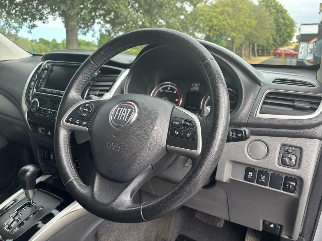 Fiat Fullback 2.4 180Hp LX Double Cab Pick Up Grey #9