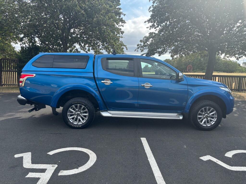 Mitsubishi L200 Double Cab Di-d 151 4Life 4Wd Red #7