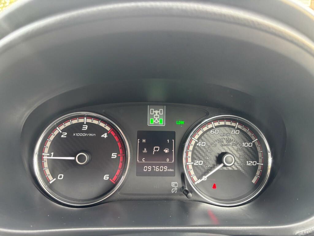 Mitsubishi L200 Double Cab Di-d 151 4Life 4Wd Red #14