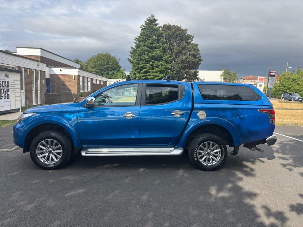 Mitsubishi L200 Double Cab Di-d 151 4Life 4Wd Red #11