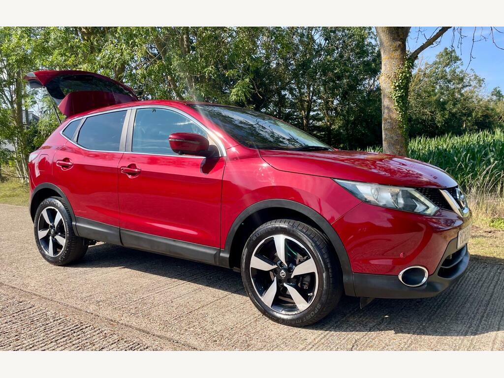 Nissan Qashqai 1.6 Dci N-tec 2Wd Euro 6 S S Red