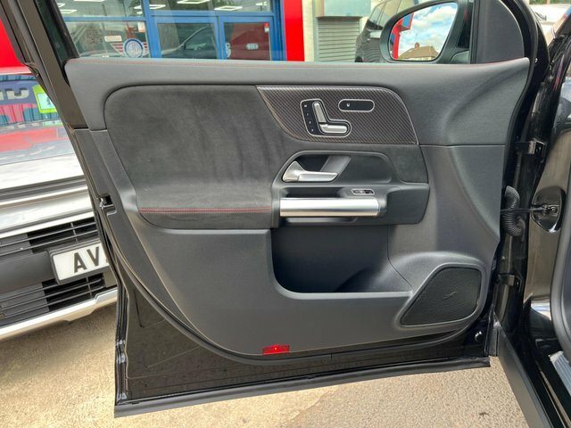 Mercedes-Benz GLA Class 1.3 Gla250e 15.6Kwh Exclusive Edition 8G-dct Euro Black #47