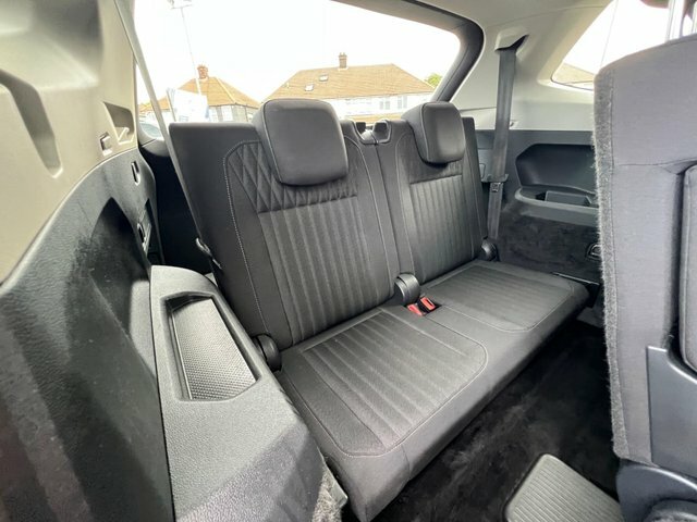 Volkswagen Tiguan Allspace 1.5 Tsi 150Ps Elegance Dsg Black #34