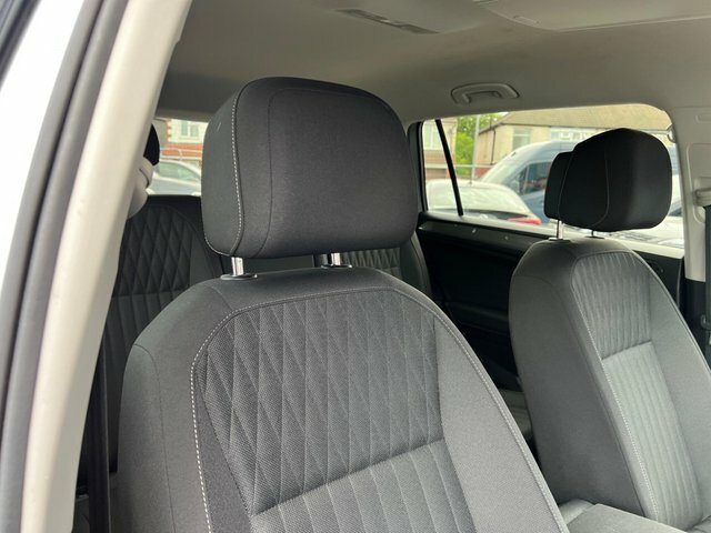 Volkswagen Tiguan Allspace 1.5 Tsi 150Ps Elegance Dsg Black #30