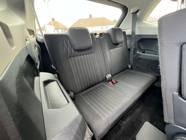 Volkswagen Tiguan Allspace 1.5 Tsi 150Ps Elegance Dsg Black #33