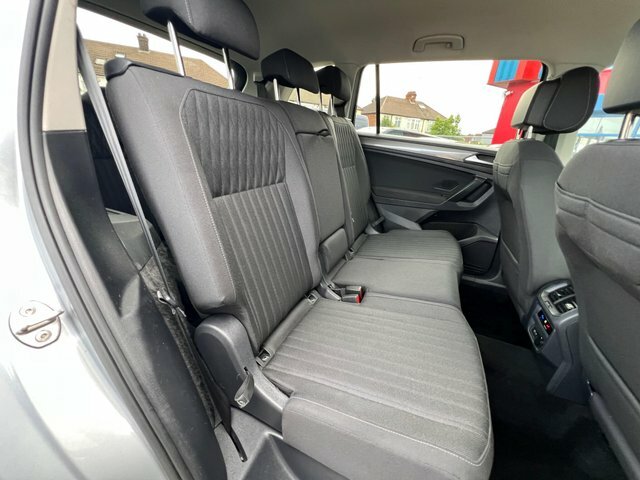 Volkswagen Tiguan Allspace 2023 1.5 Tsi Life Dsg Euro 6 Ss Silver #5