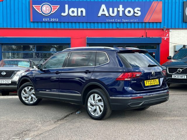 Volkswagen Tiguan Allspace 2022 1.5 Tsi Life Dsg Euro 6 Ss Blue #2